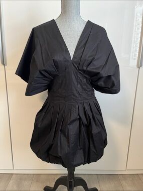 SHANA NWOT Black Puff-Sleeve V-Neck Bubble Dress, Size L